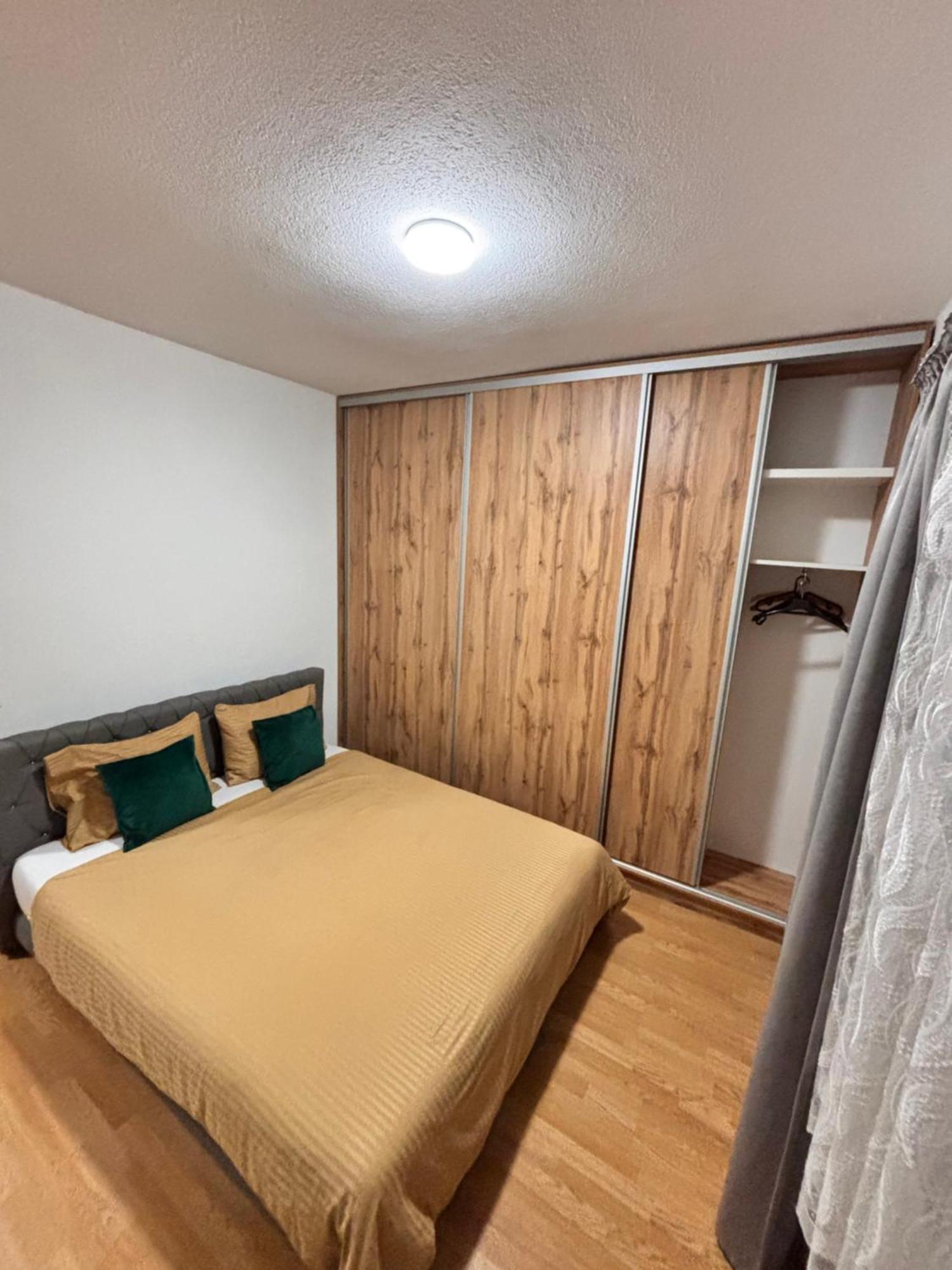 Апартаменти R-Residency Ll Баня-Лука Екстер'єр фото
